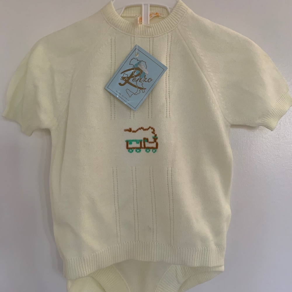 Renzo yellow two piece size 12 mos. NWT